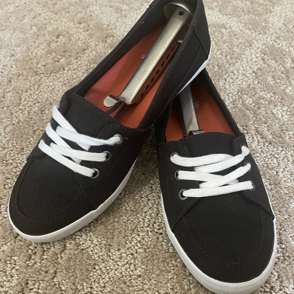 Vans Black Lace Tennis Shoes Women’s Size 5.5